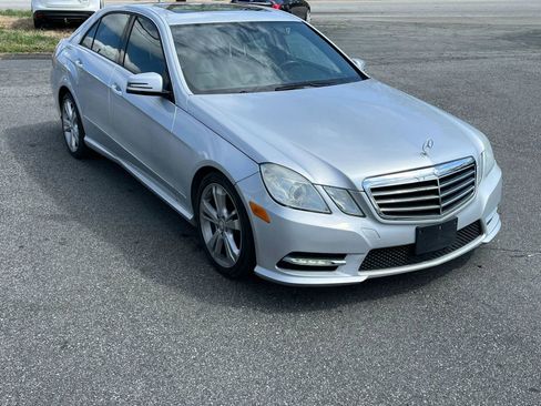 Used 2012 Mercedes-Benz E 350 Sedan image 3