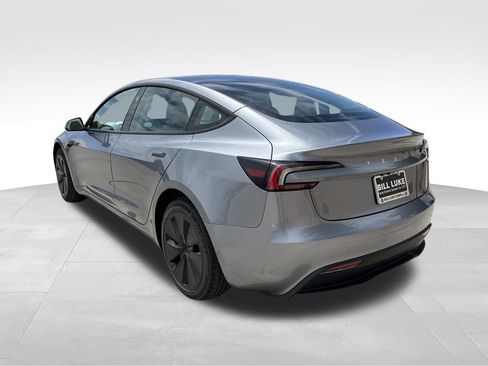 Used 2025 Tesla Model 3 Long Range RWD image 8