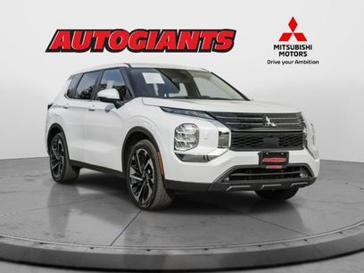 Used 2022 Mitsubishi Outlander ES