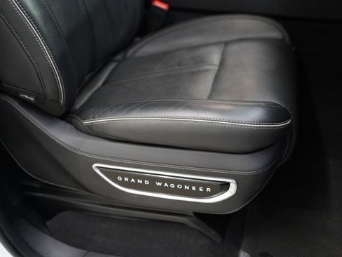 Used 2022 Jeep Grand Wagoneer Series II image 30