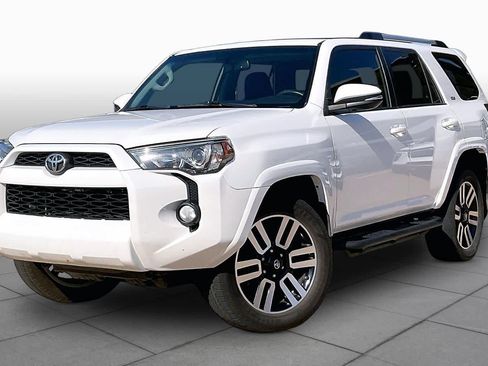 Used 2019 Toyota 4Runner SR5 Premium AWD/4WD image 2