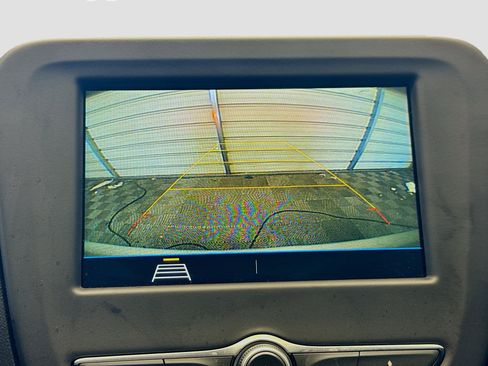 Used 2019 Chevrolet Equinox LT image 16