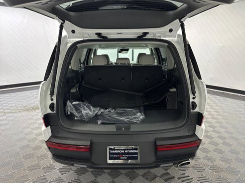 New 2026 Hyundai Santa Fe SE image 18