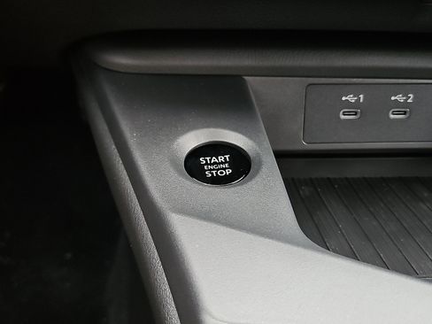 New 2026 Nissan Sentra SV image 17