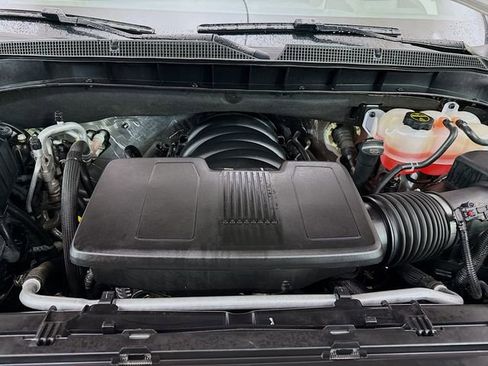 Used 2025 Chevrolet Tahoe High Country image 35