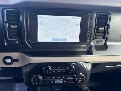 Used 2021 Ford Bronco Big Bend w/ Sasquatch Package AWD/4WD image 12