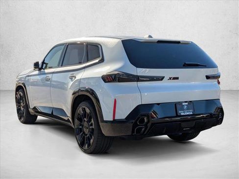 New 2026 BMW XM Label Red image 9