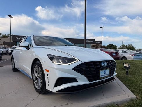 Used 2023 Hyundai Sonata SEL w/ Cargo Package FWD image 7