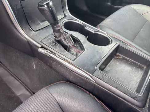 Used 2017 Toyota Camry SE FWD image 16