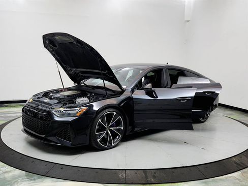 Used 2022 Audi RS 7 Sportback AWD/4WD image 9