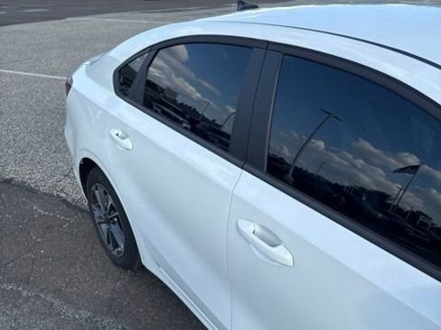 Used 2024 Kia Forte LXS w/ LXS Technology Package FWD image 9
