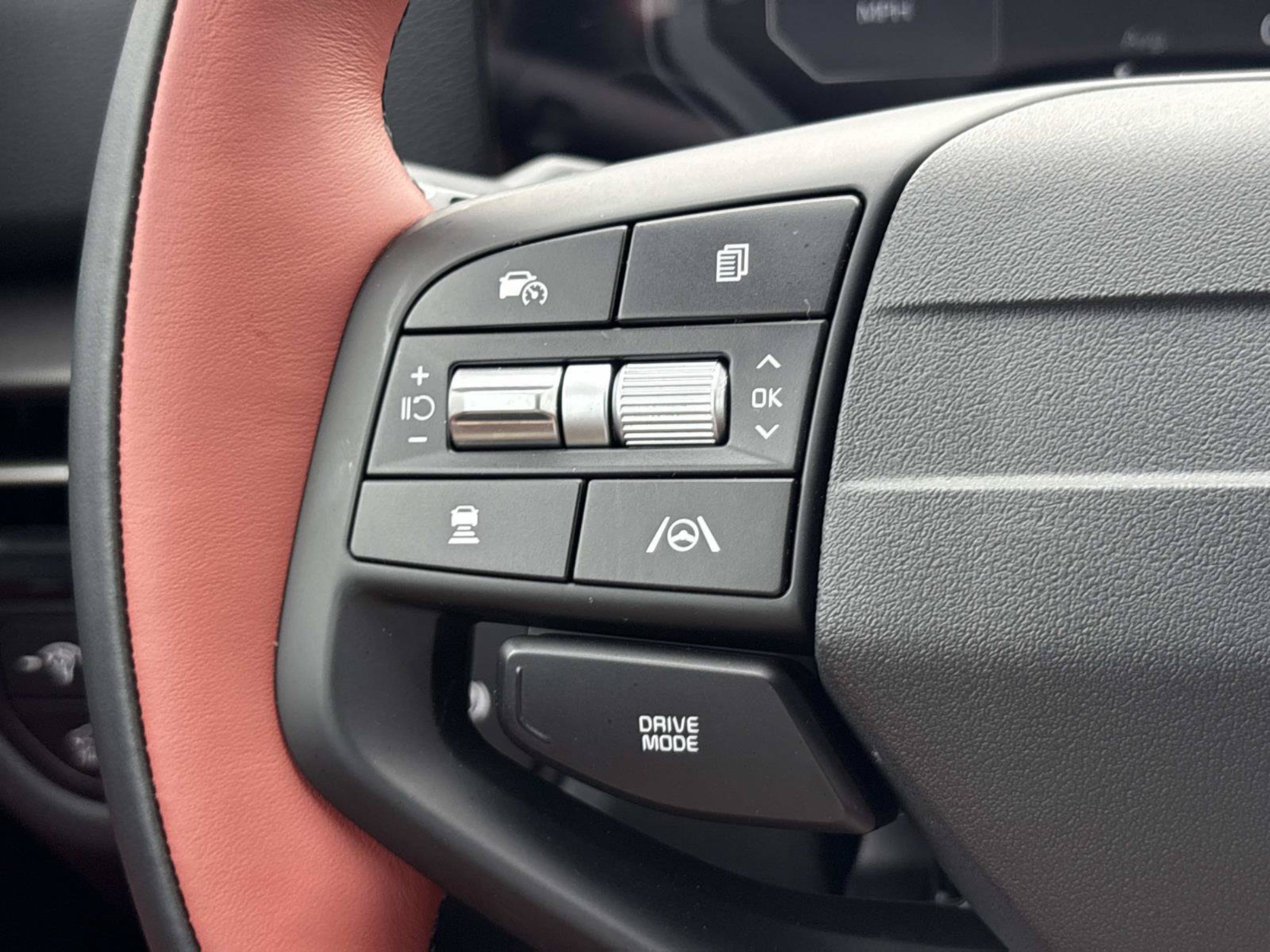 New 2027 Kia Sportage SX FWD image 23