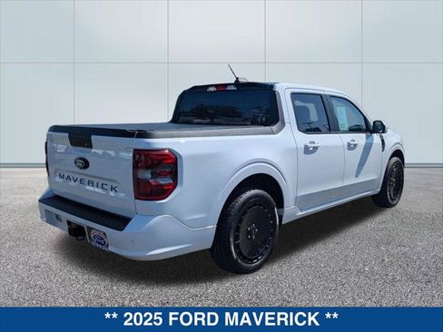 Certified 2025 Ford Maverick Lobo AWD/4WD image 5