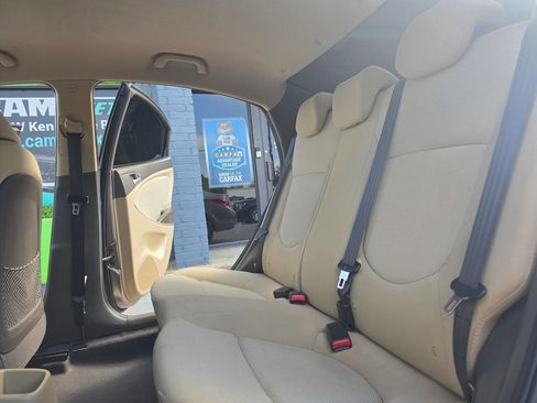Used 2013 Hyundai Accent GLS image 22