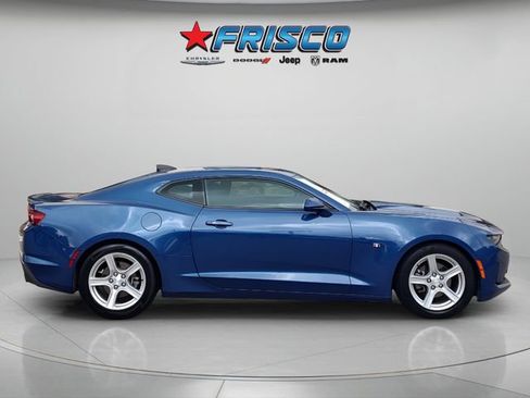 Used 2021 Chevrolet Camaro LT RWD image 8