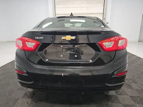 Used 2016 Chevrolet Cruze LS FWD image 4