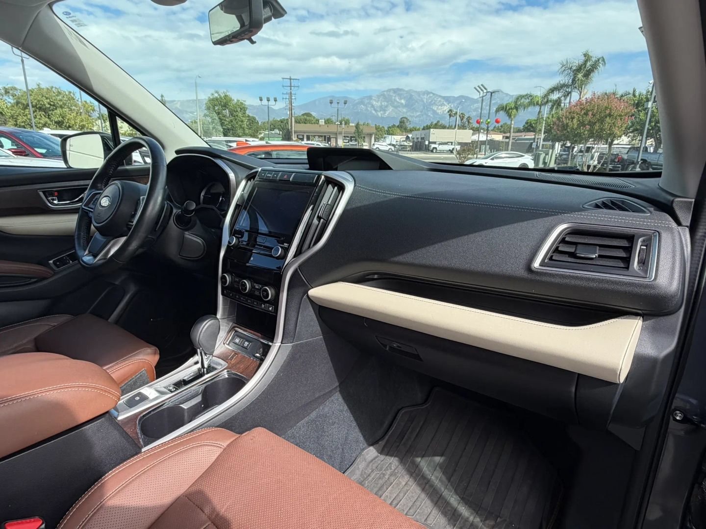 Used 2020 Subaru Ascent Touring w/ Popular Package #2 AWD/4WD image 23