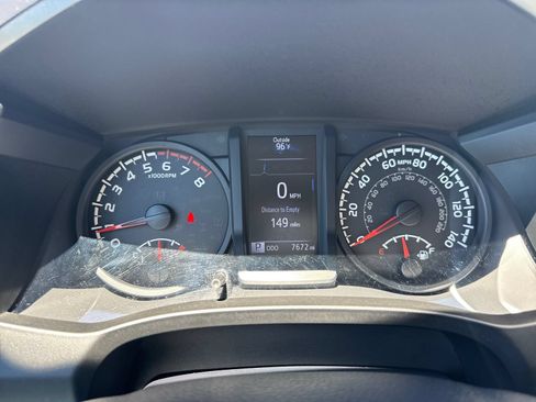 Used 2019 Toyota Tacoma SR RWD image 15