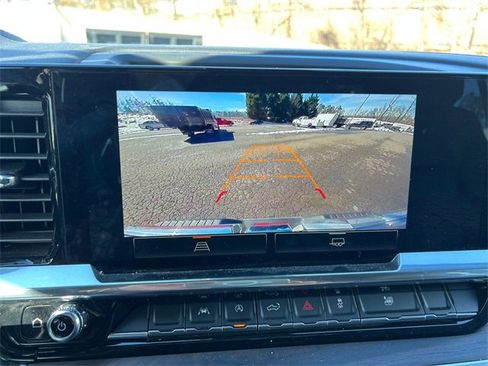 Used 2025 GMC Sierra 1500 SLT image 22