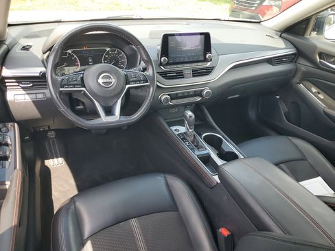 Certified 2024 Nissan Altima 2.5 SR FWD image 15