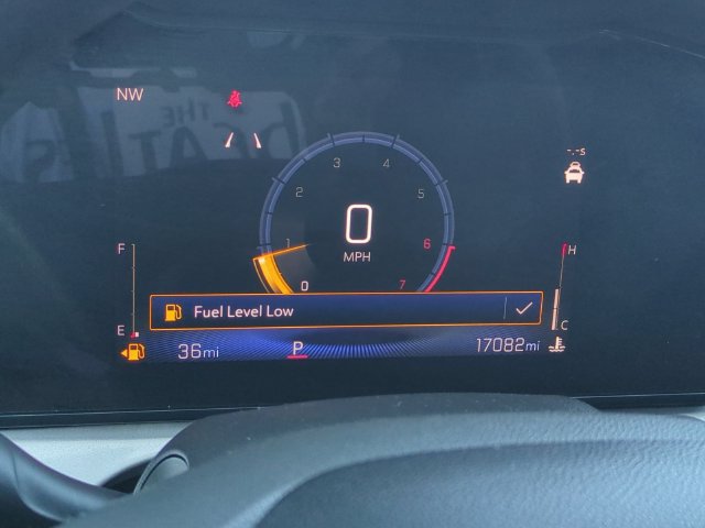 Used 2024 Chevrolet Trax LT FWD image 14