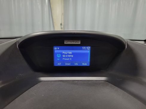 Used 2015 Ford Escape SE image 18