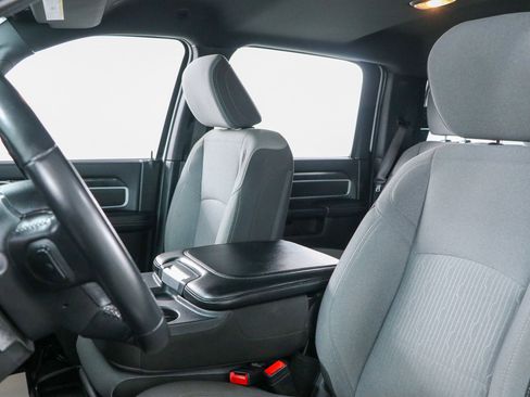 Used 2024 RAM 3500 Big Horn image 26