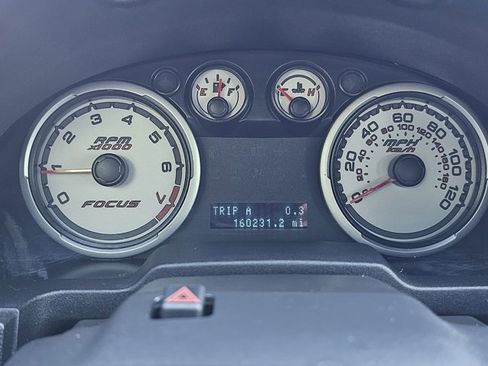 Used 2010 Ford Focus SE image 11