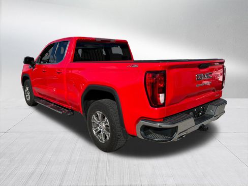 Used 2019 GMC Sierra 1500 SLE w/ SLE Value Package AWD/4WD image 9