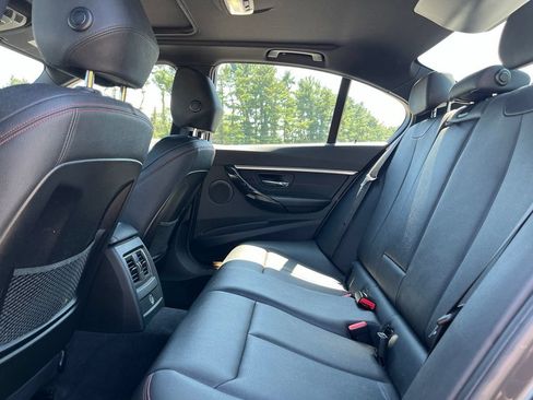 Used 2018 BMW 330i xDrive Sedan w/ Convenience Package AWD/4WD image 22