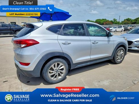 Used 2017 Hyundai Tucson SE w/ Cargo Package FWD image 4