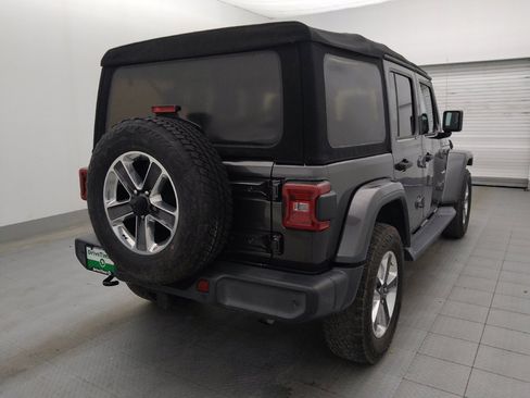 Used 2018 Jeep Wrangler Unlimited Sahara image 6