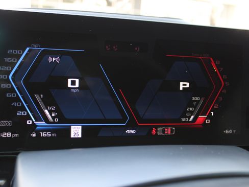 Used 2026 BMW X6 M Competition w/ Executive Package image 24