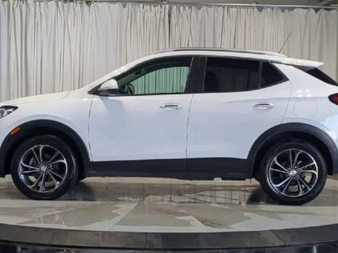 Used 2023 Buick Encore GX Select image 4