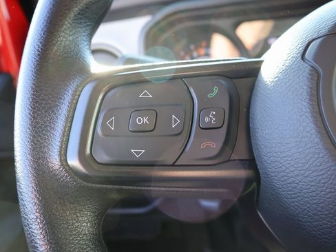 Used 2024 Jeep Gladiator Sport image 25