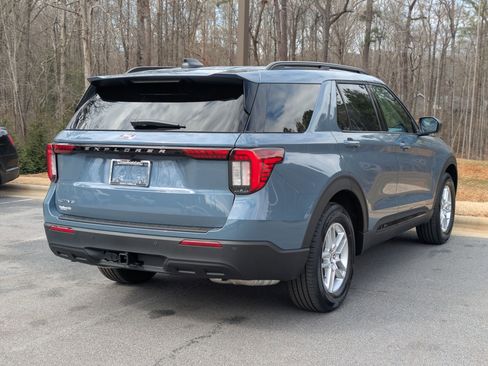 New 2026 Ford Explorer Active image 3