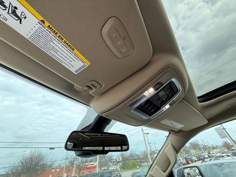 Used 2019 RAM 1500 Laramie image 25