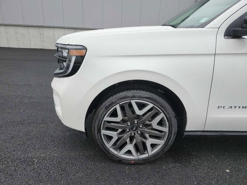 New 2025 Ford Expedition Max Platinum w/ Platinum Ultimate Package image 10