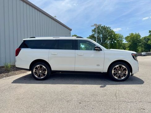 Used 2025 Ford Expedition Max King Ranch AWD/4WD image 7
