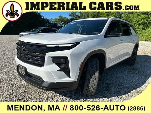 New 2026 Chevrolet Traverse LT w/ Midnight/Sport Edition FWD image 5