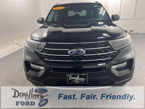 Used 2023 Ford Explorer XLT w/ Equipment Group 202A image 2