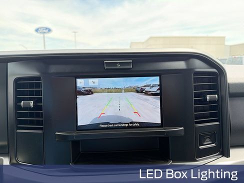 New 2026 Ford F250 XLT w/ FX4 Off-Road Package AWD/4WD image 21