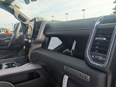 New 2026 RAM 1500 Laramie AWD/4WD image 40