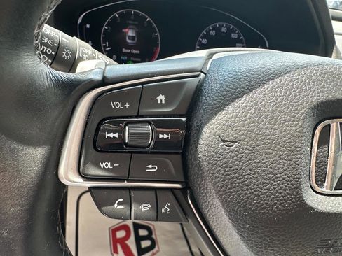 Used 2018 Honda Accord EX-L image 11