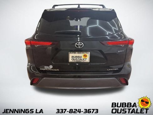 Used 2026 Toyota Highlander Limited AWD/4WD image 4