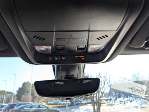 Used 2019 Chevrolet Blazer RS image 27