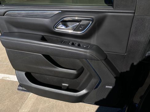 Used 2023 GMC Yukon SLT image 27