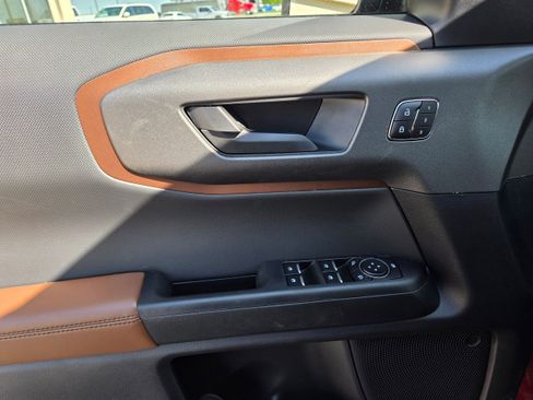 Used 2025 Ford Bronco Sport Outer Banks AWD/4WD image 13