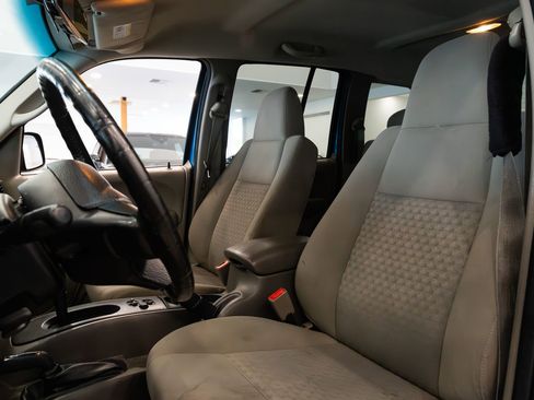 Used 2006 Jeep Liberty Sport image 7