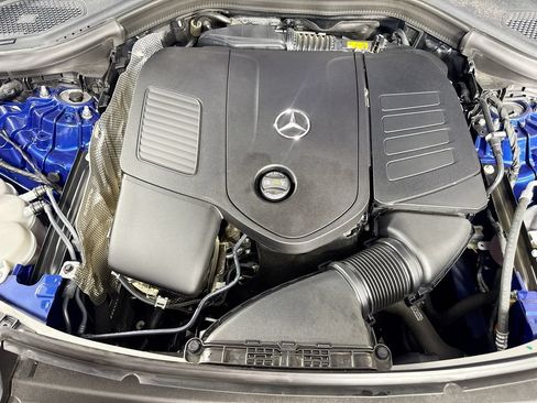 Used 2023 Mercedes-Benz GLC 300 w/ AMG Line image 39